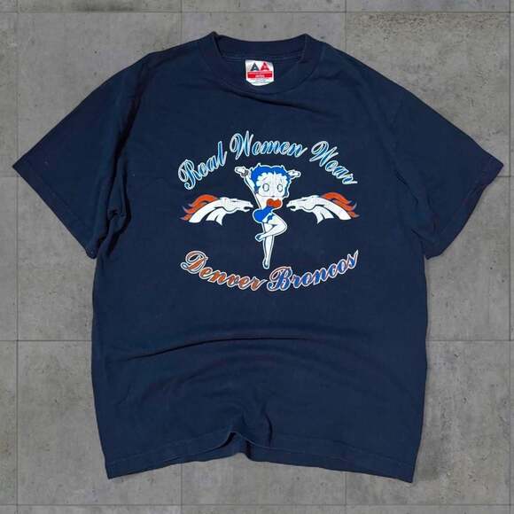 Betty Boop NFL Tops - Rare Vintage Betty Boop Denver Broncos T-Shirt M